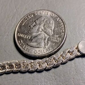 UNISEX- *GORGEOUS HERRINGBONE*, STERLING SILVER, 20" CHAIN. (N-4409125)